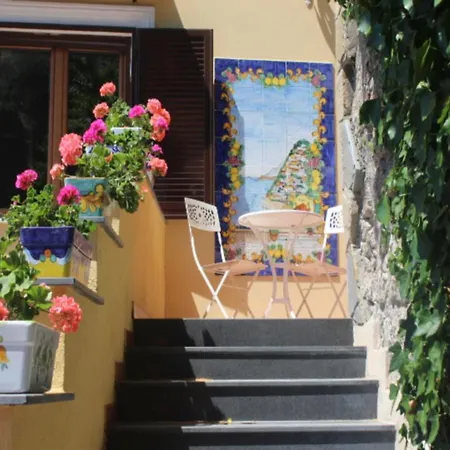 Maison d'hôtes Faraglioni Di 2*